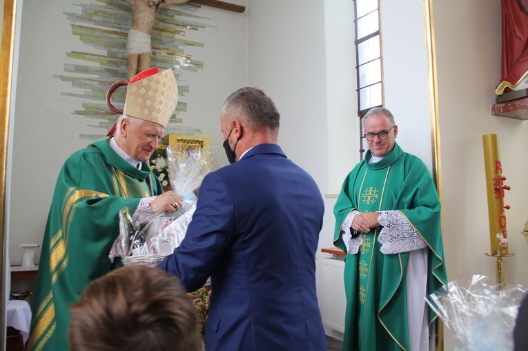Gorzków. Dziękczynienie za 70-lecie kaplicy