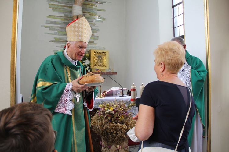 Gorzków. Dziękczynienie za 70-lecie kaplicy