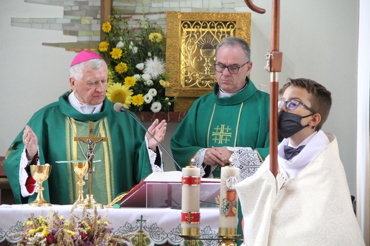 Gorzków. Dziękczynienie za 70-lecie kaplicy