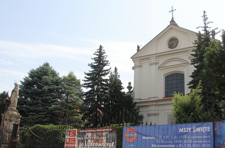 Kościół św. Antoniego z Padwy, przy ul. Senatorskiej