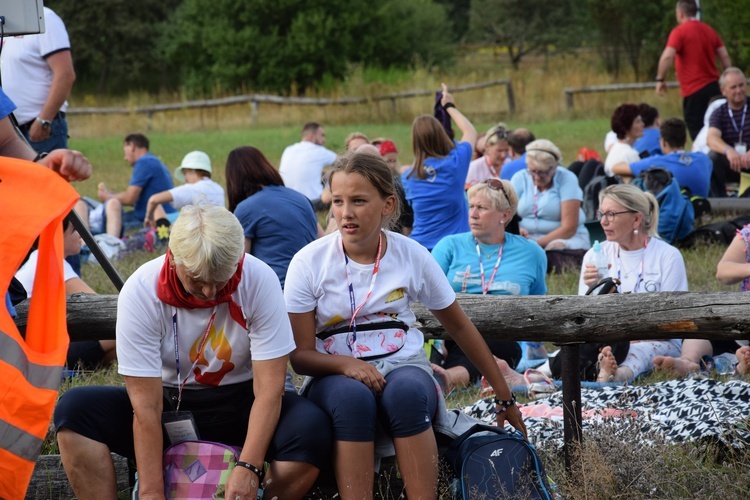 38. PPT. Dzień siódmy. Apel w Trzebniowie