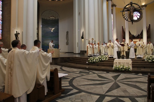 Msza św. Krzyżma w Katowicach