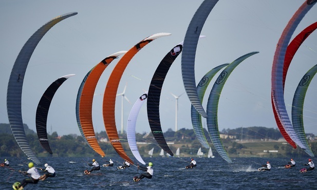 Kitesurfing w Pucku