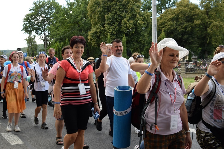 38.PPT. Dzień ósmy. Grupa 11.