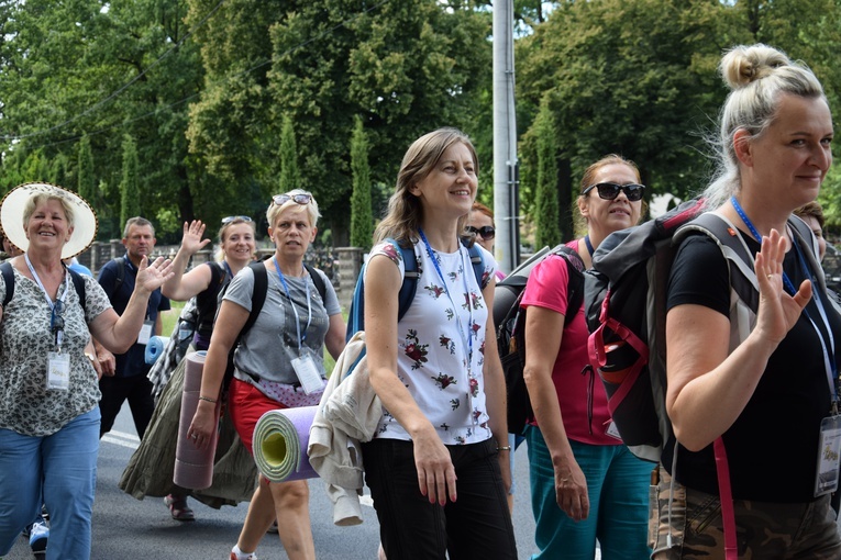 38. PPT. Dzień ósmy. Grupa 13.