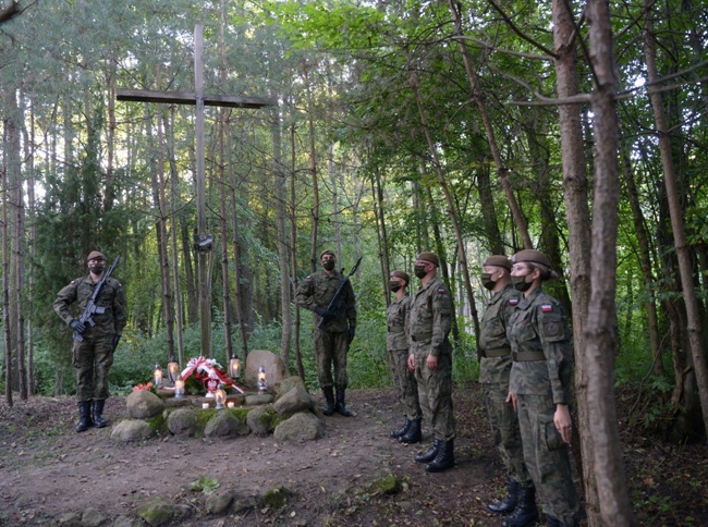 Uroczystość 70. rocznicy śmierci "Drągala"