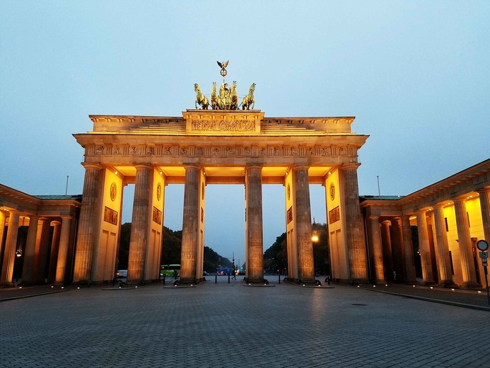 Berlin zakazał demonstracji przeciwko polityce ws. koronawirusa