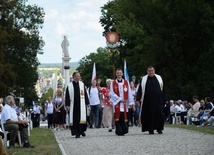 38. PPT - grupa 21, wejście