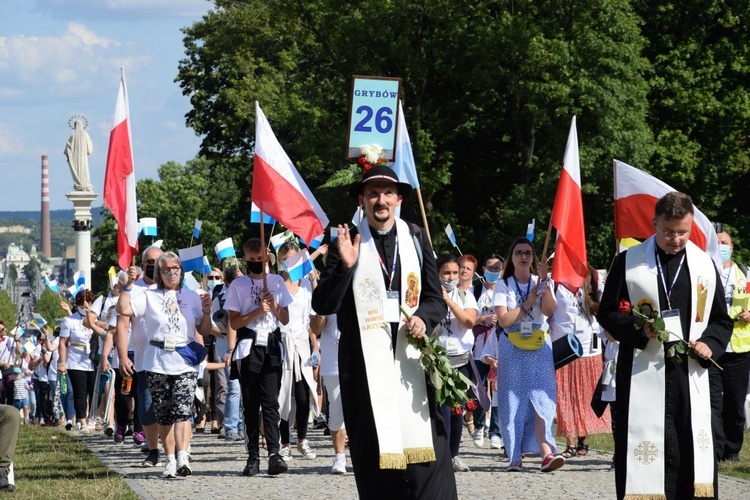 38. PPT - grupa 26, wejście