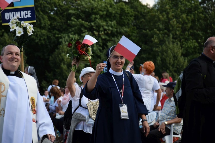 38. PPT - grupa 7, wejście