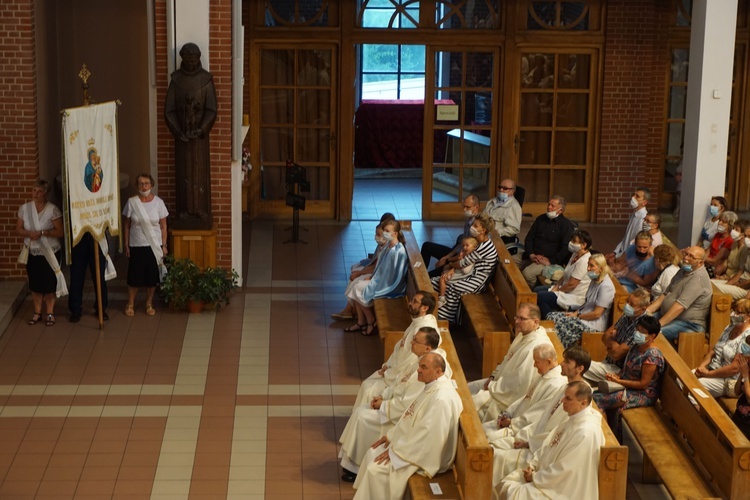 Gliwice. Ustanowienie Diecezjalnego Sanktuarium Matki Bożej Dobrej Drogi