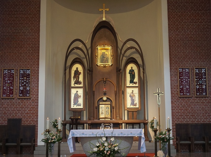 Gliwice. Ustanowienie Diecezjalnego Sanktuarium Matki Bożej Dobrej Drogi