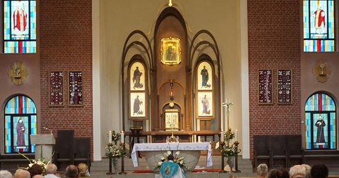 Gliwice. Ustanowienie Diecezjalnego Sanktuarium Matki Bożej Dobrej Drogi
