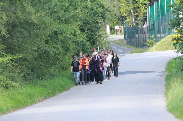 Pielgrzymka z Trzciany koło Bochni do Pasierbca