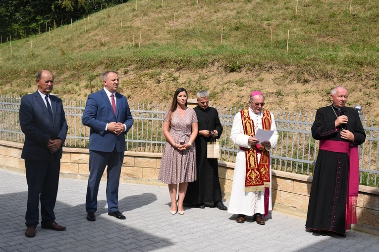 Biskup w przedszkolu