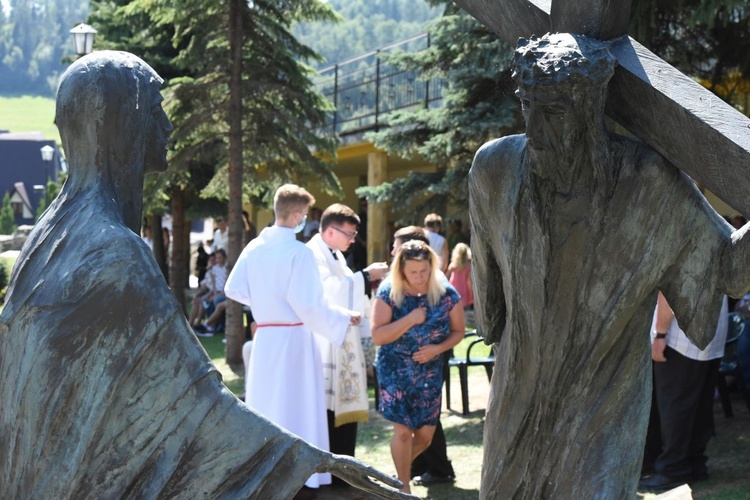 Abp Mokrzycki w Pasierbcu