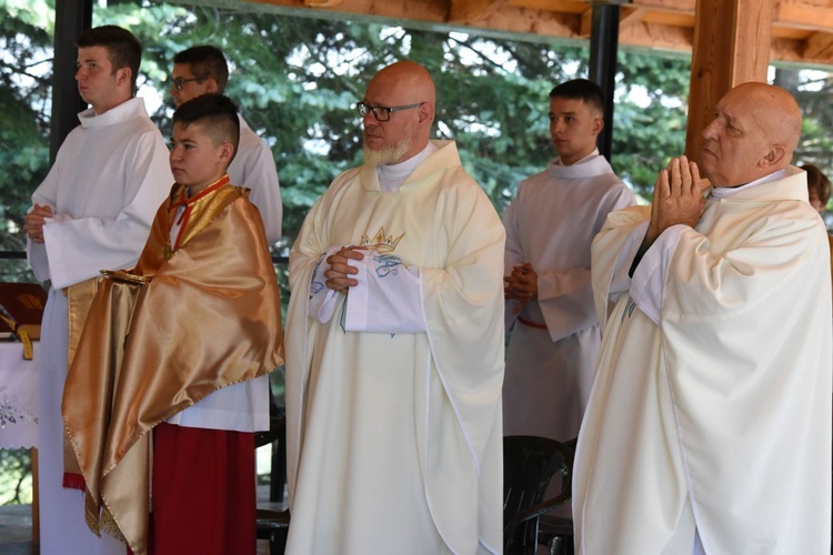 Abp Mokrzycki w Pasierbcu