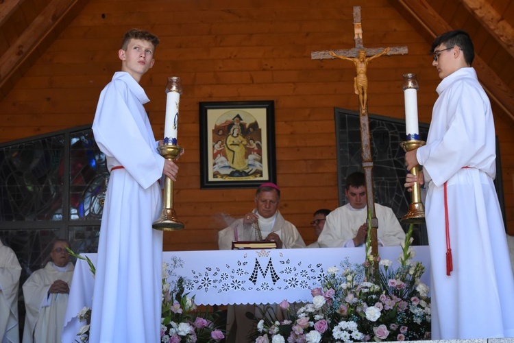 Abp Mokrzycki w Pasierbcu