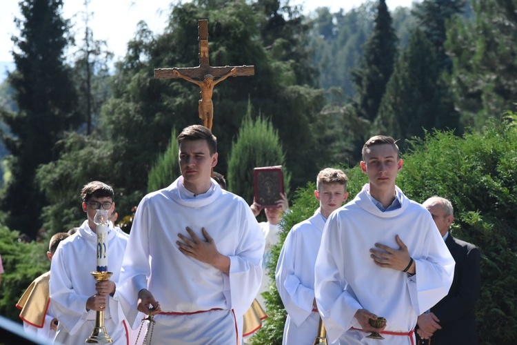 Abp Mokrzycki w Pasierbcu