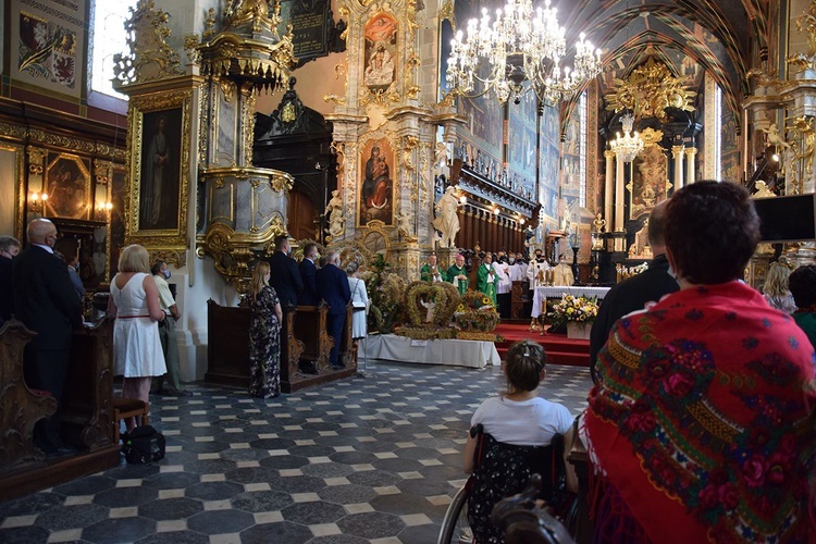 Dożynki diecejzlane i powiatowe w Sandomierzu