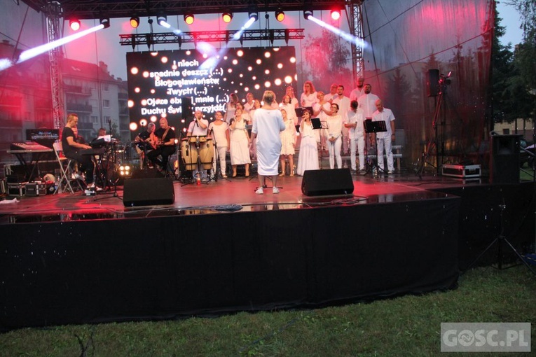 Gorzów Wlkp. Koncert zespołu "Serce Uwielbienia"