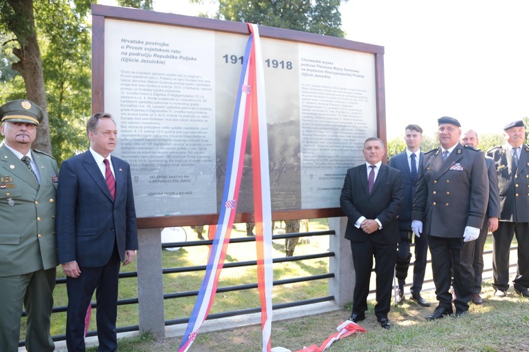 Ujście Jezuickie. Tablica poległych Chorwatów