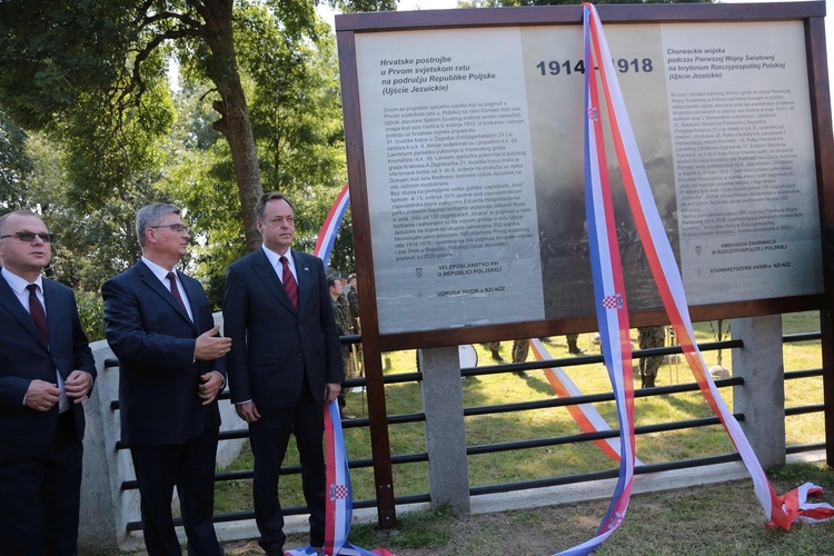 Ujście Jezuickie. Tablica poległych Chorwatów