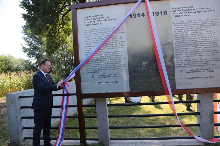 Ujście Jezuickie. Tablica poległych Chorwatów