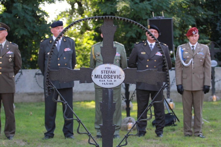 Ujście Jezuickie. Tablica poległych Chorwatów
