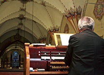Jak brzmi objęty dobrą opieką instrument, można posłuchać np. w czasie jesiennych festiwali muzycznych, m.in. w Ciechanowie i Płońsku.