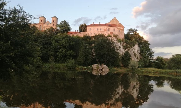 Sprawca profanacji w Tyńcu sam zgłosił się do benedyktynów