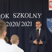 Premier spotkał się z uczniami klas ósmych Szkoły Podstawowej nr 1 w Żyrardowie.