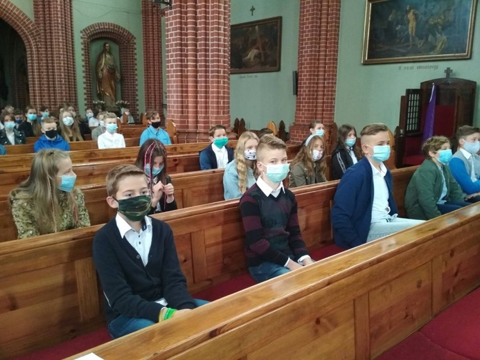 Żary. Msza św. na rozpoczęcie nowego roku szkolnego