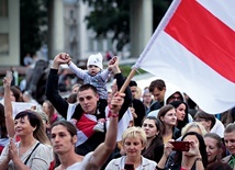 Protesty i demonstracje stały się katalizatorem przyspieszającym rozwój świadomości narodowej Białorusinów. Białoruś nie jest już tym samym krajem, jakim była przed wyborami prezydenckimi.