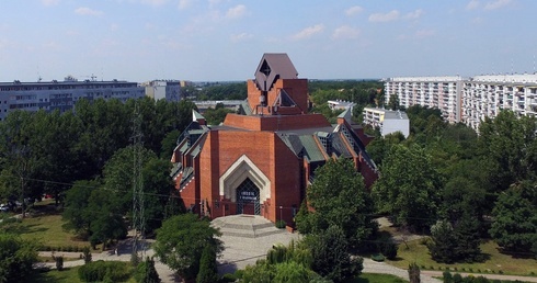 Zaśpiewaj akatyst ku czci Bogurodzicy u oblatów