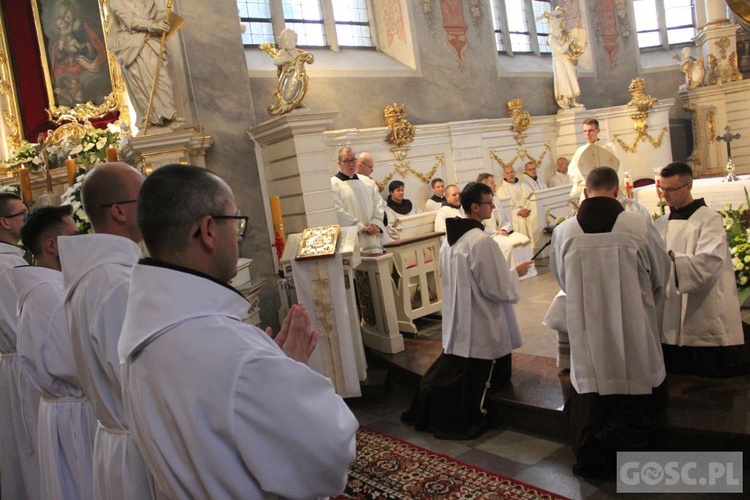 Wschowa. Święcenia diakonatu i ogłoszenie Maryi patronką Wschowy