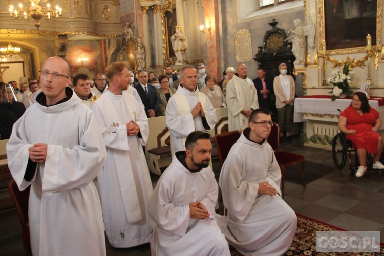 Wschowa. Święcenia diakonatu i ogłoszenie Maryi patronką Wschowy