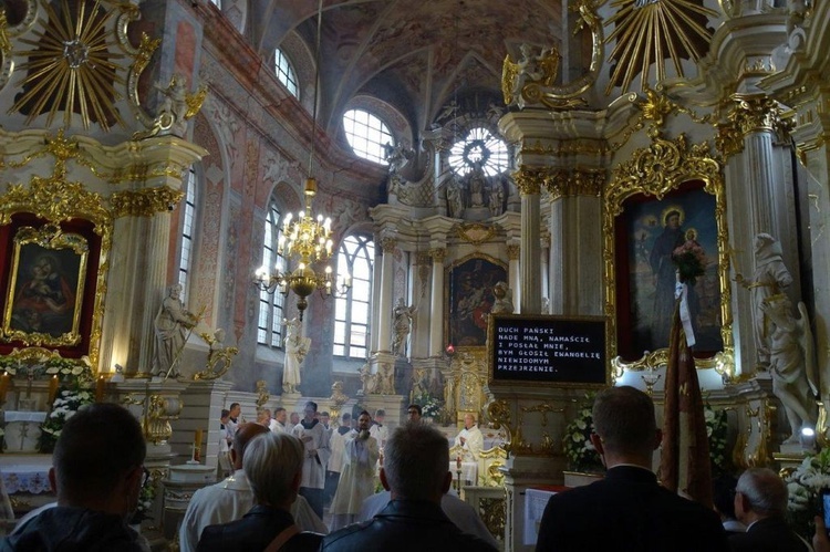 Ogłoszenie Matki Bożej patronką Wschowy