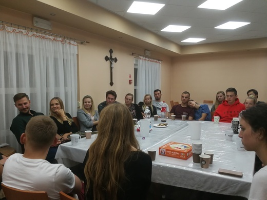 Weekend narzeczeński w Nędzy