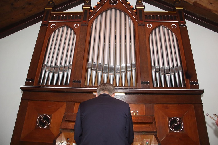 Błogosławieństwo organów w Chmielnie