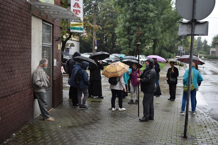 Pielgrzymka do Piekar z dwóch bytomskich parafii