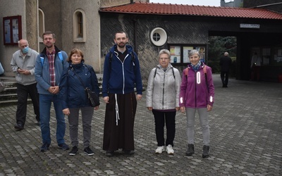 Pielgrzymka do Piekar z dwóch bytomskich parafii