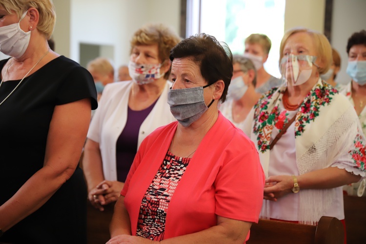 Konsekracja kościoła Matki Bożej Królowej Polski w Łętowem