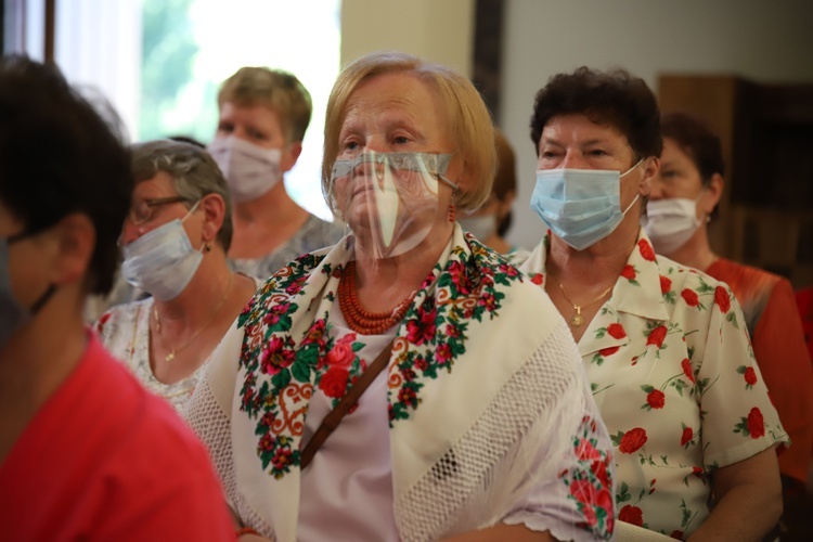 Konsekracja kościoła Matki Bożej Królowej Polski w Łętowem