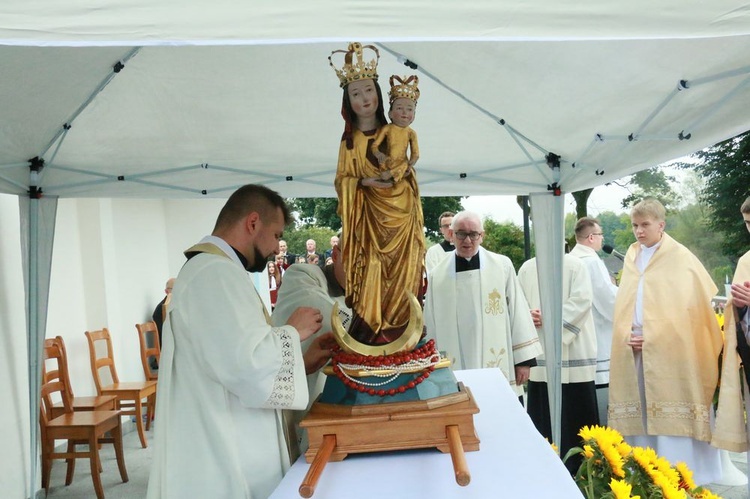 Uroczystości w Wąwolnicy