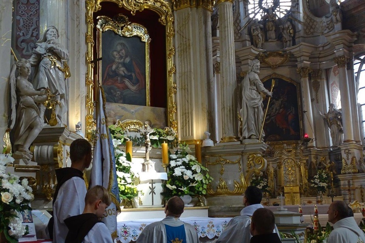 Odpust w sanktuarium Matki Bożej Pocieszenia we Wschowie