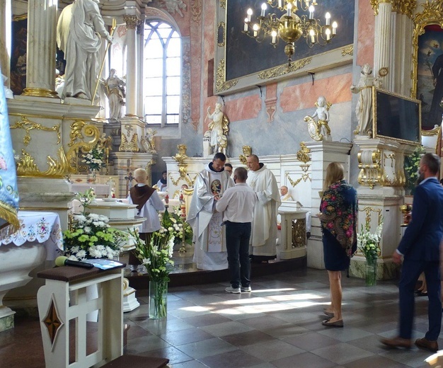 Odpust w sanktuarium Matki Bożej Pocieszenia we Wschowie