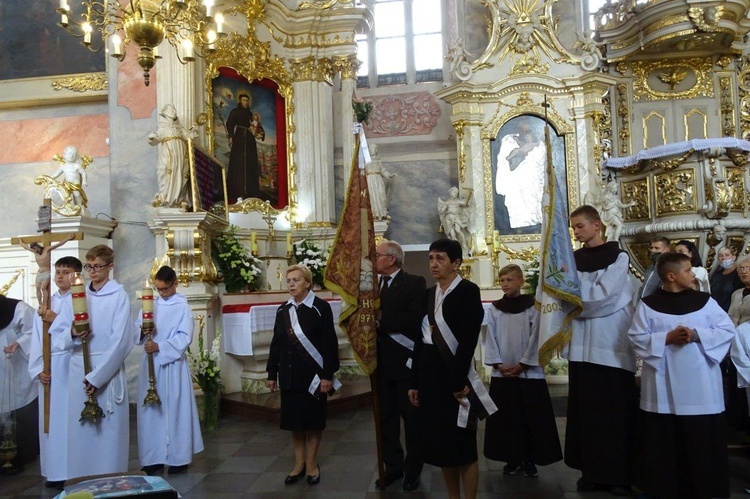 Odpust w sanktuarium Matki Bożej Pocieszenia we Wschowie