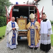 Jest skarbem tej ziemi. 500-lecie obrazu Matki Bożej Krzęcińskiej