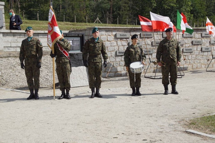 Modlitwa za ofiary II wojny światowej w Rogoźnicy